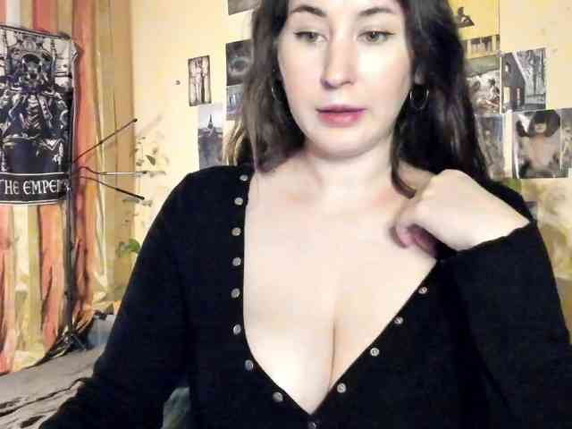 TemptingFable webcam