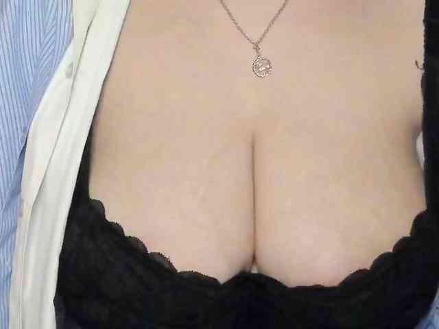 TemptingFable webcam