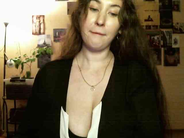 TemptingFable webcam