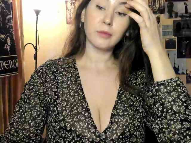 TemptingFable webcam