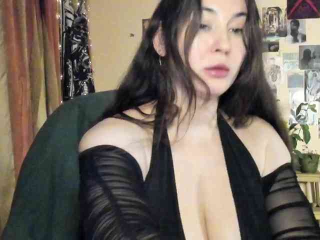 TemptingFable webcam