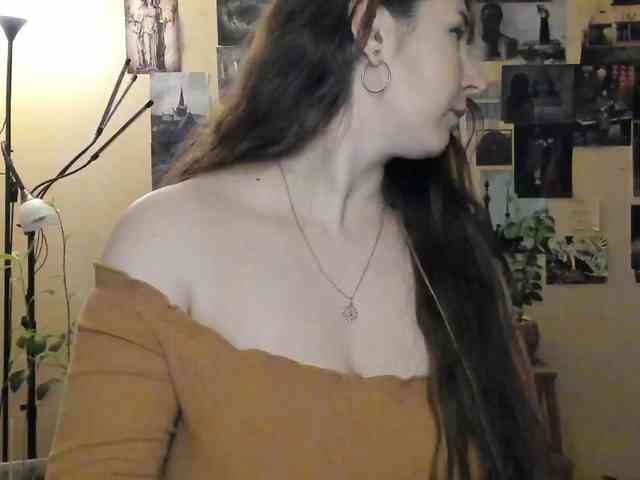 TemptingFable webcam