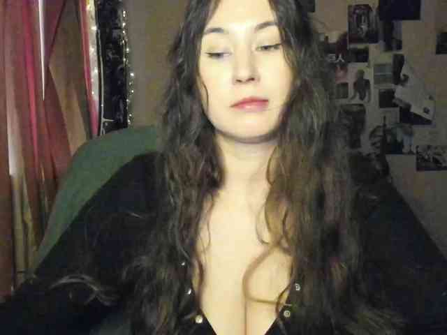 TemptingFable webcam