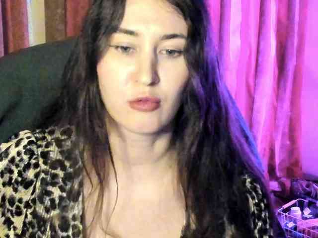 TemptingFable webcam