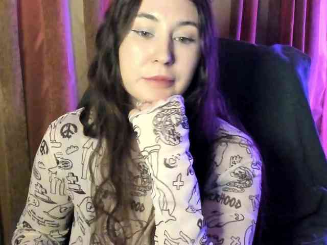 TemptingFable webcam