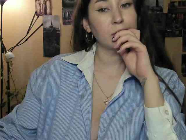 TemptingFable webcam