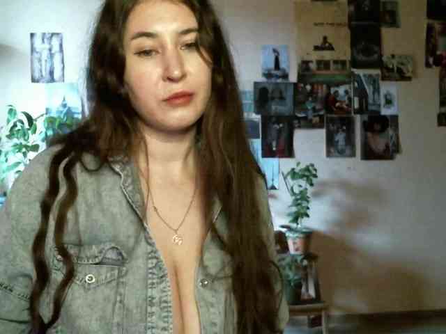 TemptingFable webcam