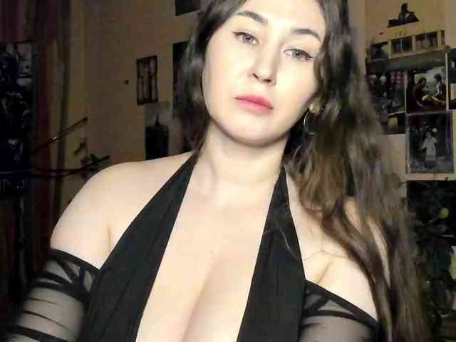 TemptingFable webcam