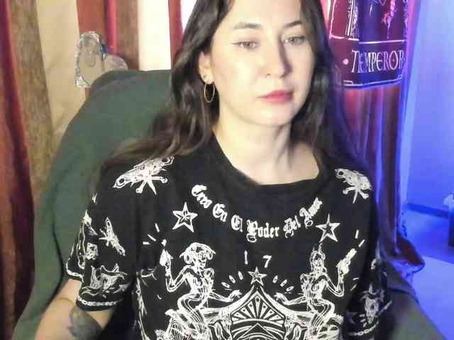 TemptingFable webcam