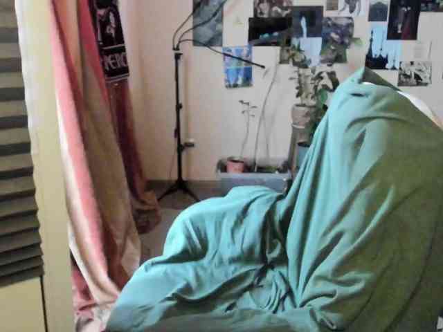 TemptingFable webcam