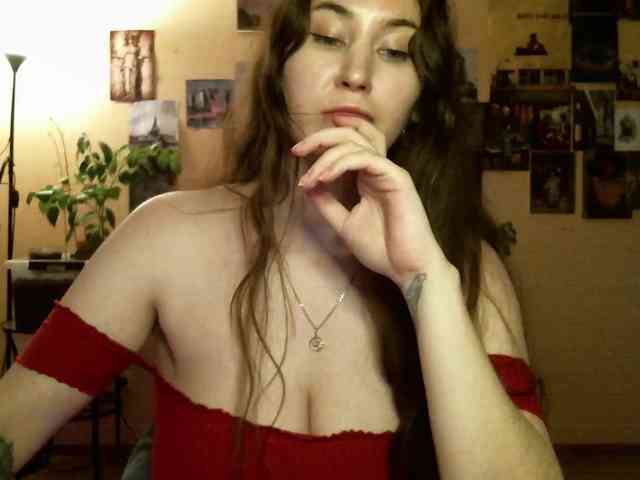 TemptingFable webcam