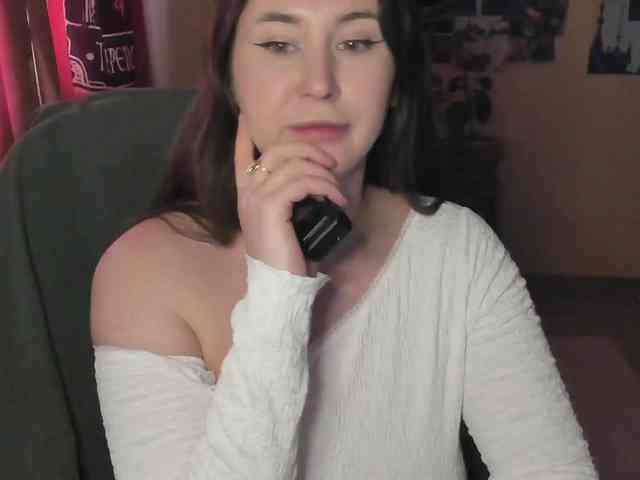 TemptingFable webcam