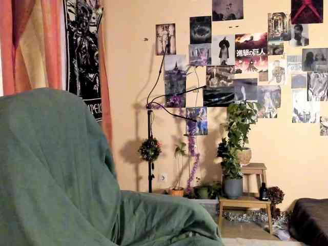 TemptingFable webcam