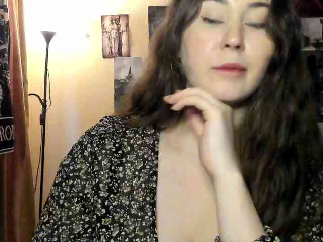 TemptingFable webcam