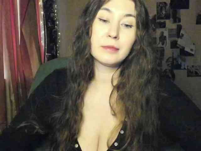 TemptingFable webcam