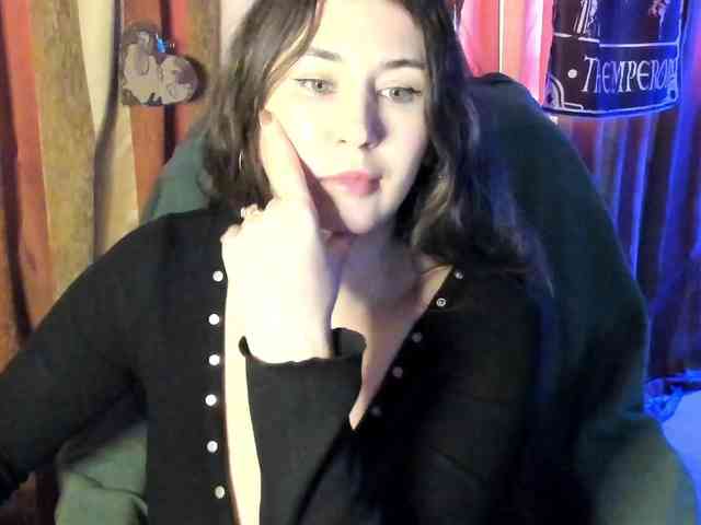 TemptingFable webcam