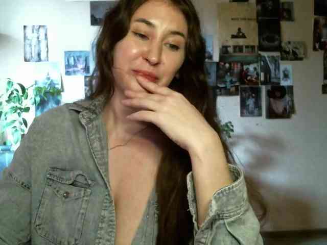 TemptingFable webcam