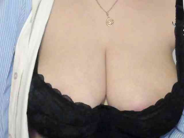 TemptingFable webcam