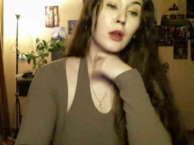 TemptingFable webcam