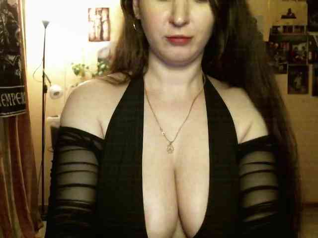 TemptingFable webcam