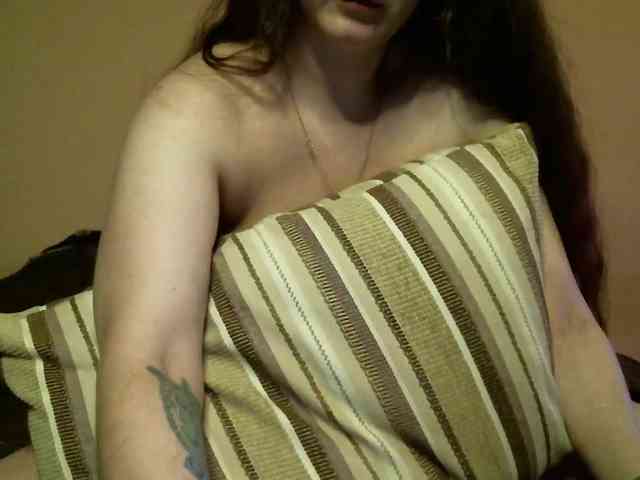 TemptingFable webcam