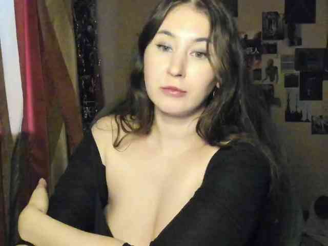 TemptingFable webcam