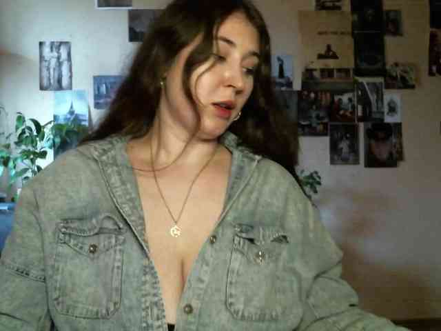 TemptingFable webcam