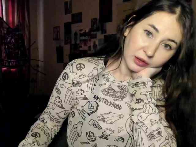 TemptingFable webcam