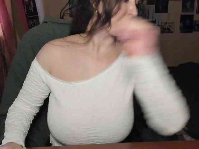 TemptingFable webcam