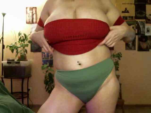 TemptingFable webcam