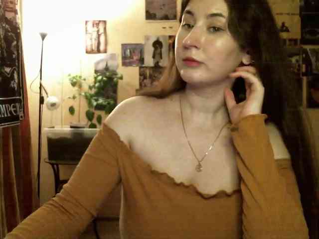 TemptingFable webcam