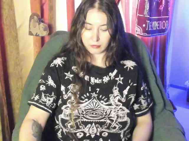 TemptingFable webcam