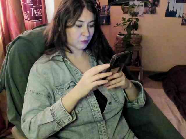 TemptingFable webcam