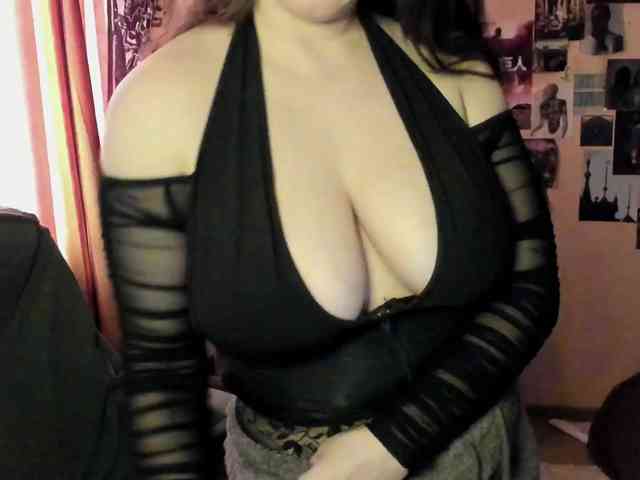 TemptingFable webcam