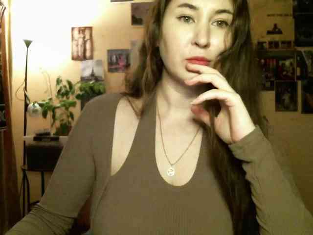 TemptingFable webcam