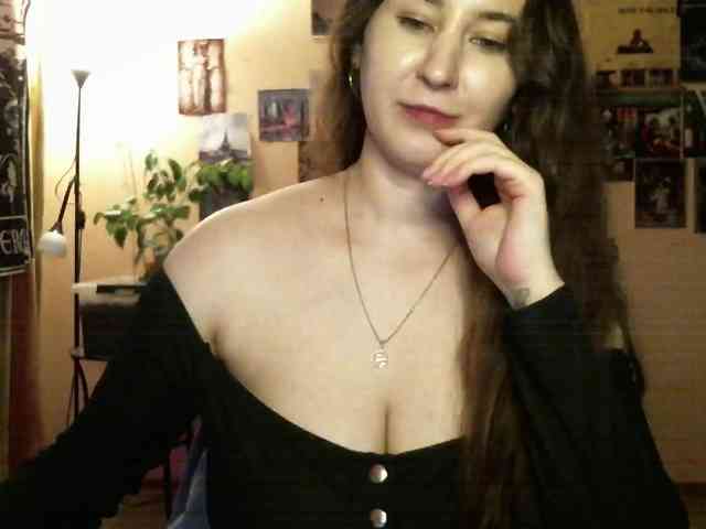 TemptingFable webcam