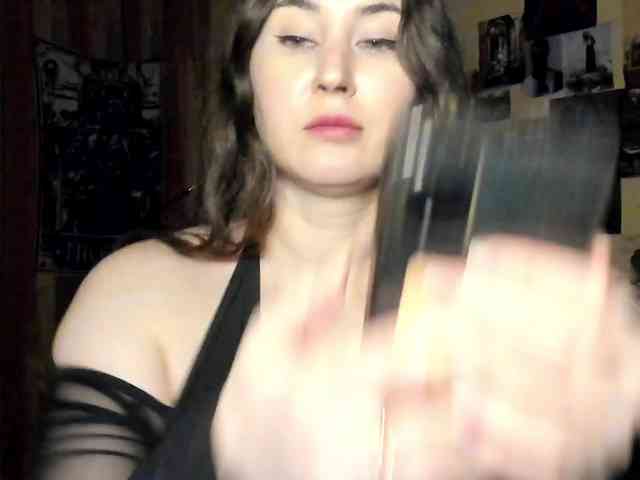 TemptingFable webcam