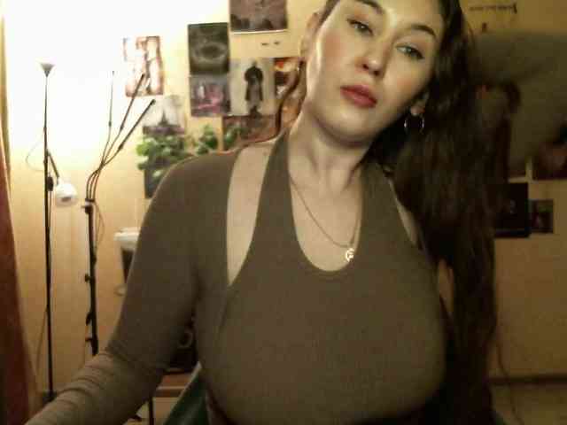 TemptingFable webcam