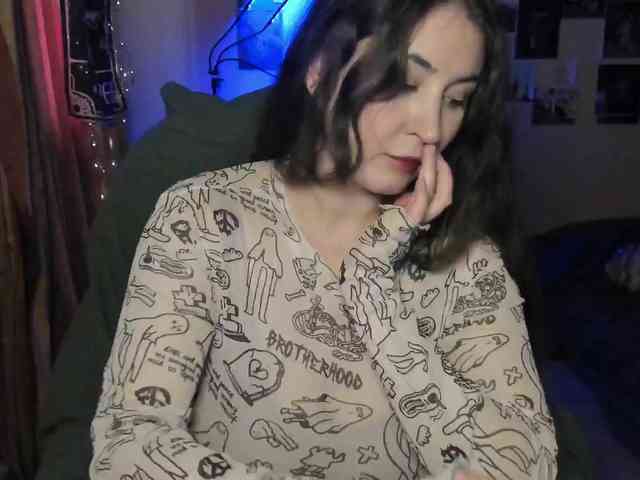 TemptingFable webcam