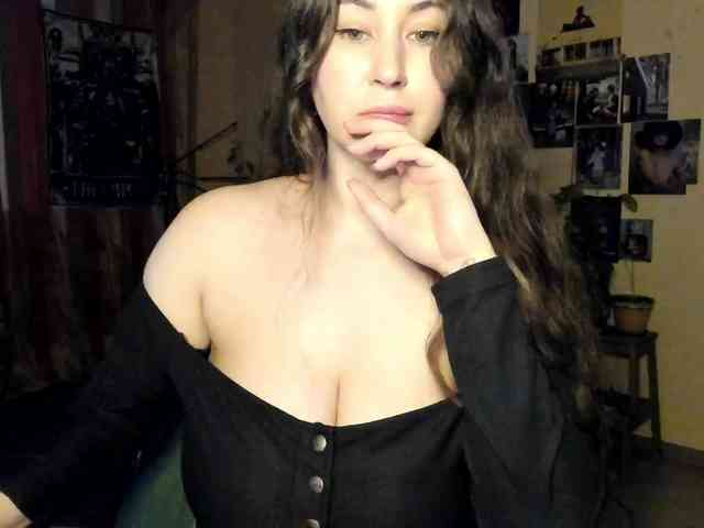 TemptingFable webcam