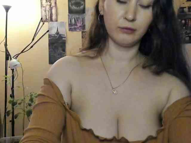 TemptingFable webcam