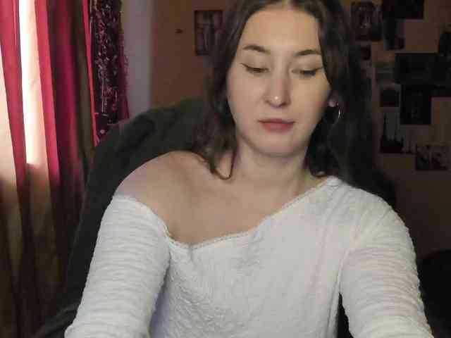 TemptingFable webcam