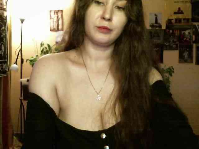 TemptingFable webcam