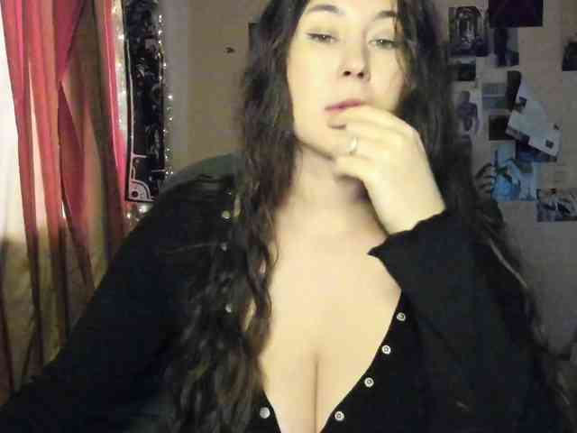 TemptingFable webcam