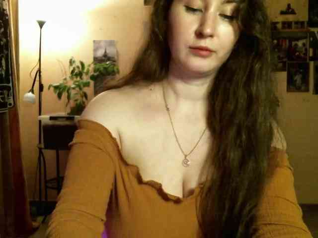 TemptingFable webcam