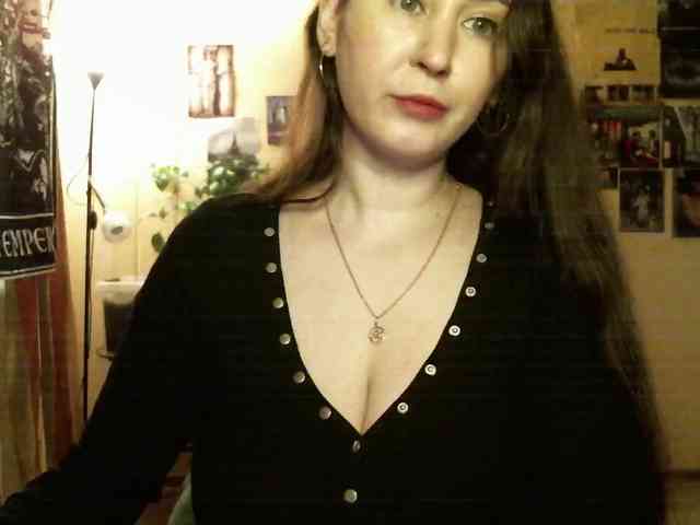 TemptingFable webcam
