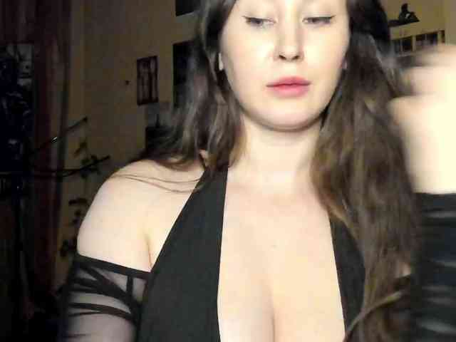 TemptingFable webcam