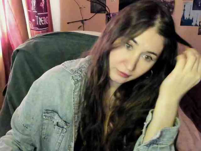 TemptingFable webcam