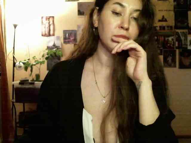 TemptingFable webcam