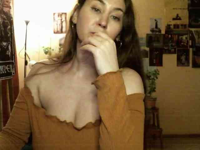 TemptingFable webcam